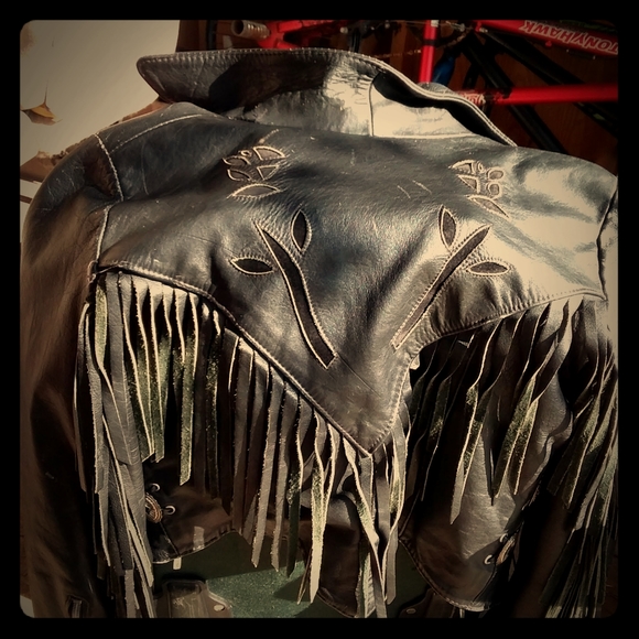 Women's hand crafted Leather jacket - Picture 1 of 4